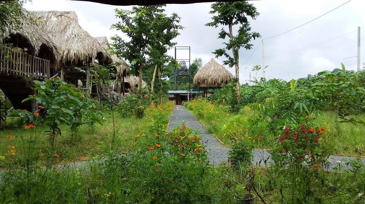 הוילה קאט טיין Sunny Field Eco Stilt House מראה חיצוני תמונה